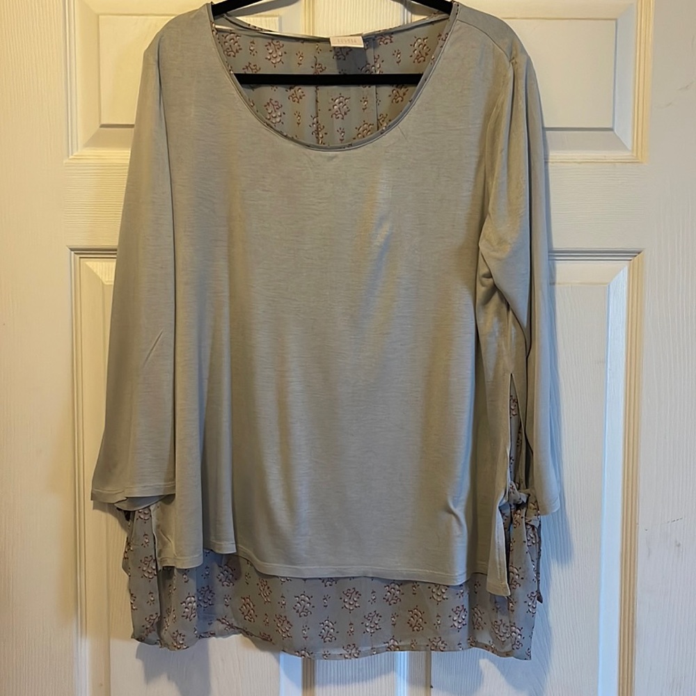 Laura Conrad 3/4 shirt